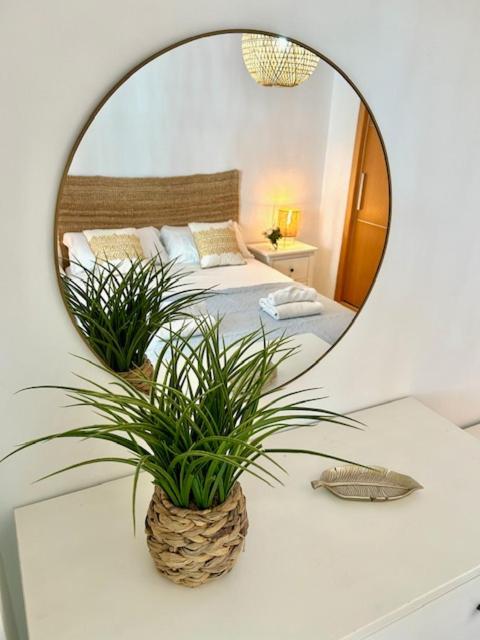 Gatu El Arrecife - Apartamento A 2 Minutos De La Playa En El Puerto De Santamaria , Preferente Mayores De 25 Anos Y Familias Ел Пуерто де Санта Мария Екстериор снимка