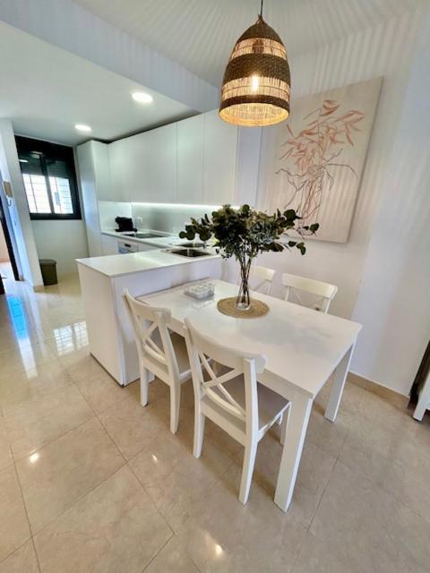 Gatu El Arrecife - Apartamento A 2 Minutos De La Playa En El Puerto De Santamaria , Preferente Mayores De 25 Anos Y Familias Ел Пуерто де Санта Мария Екстериор снимка